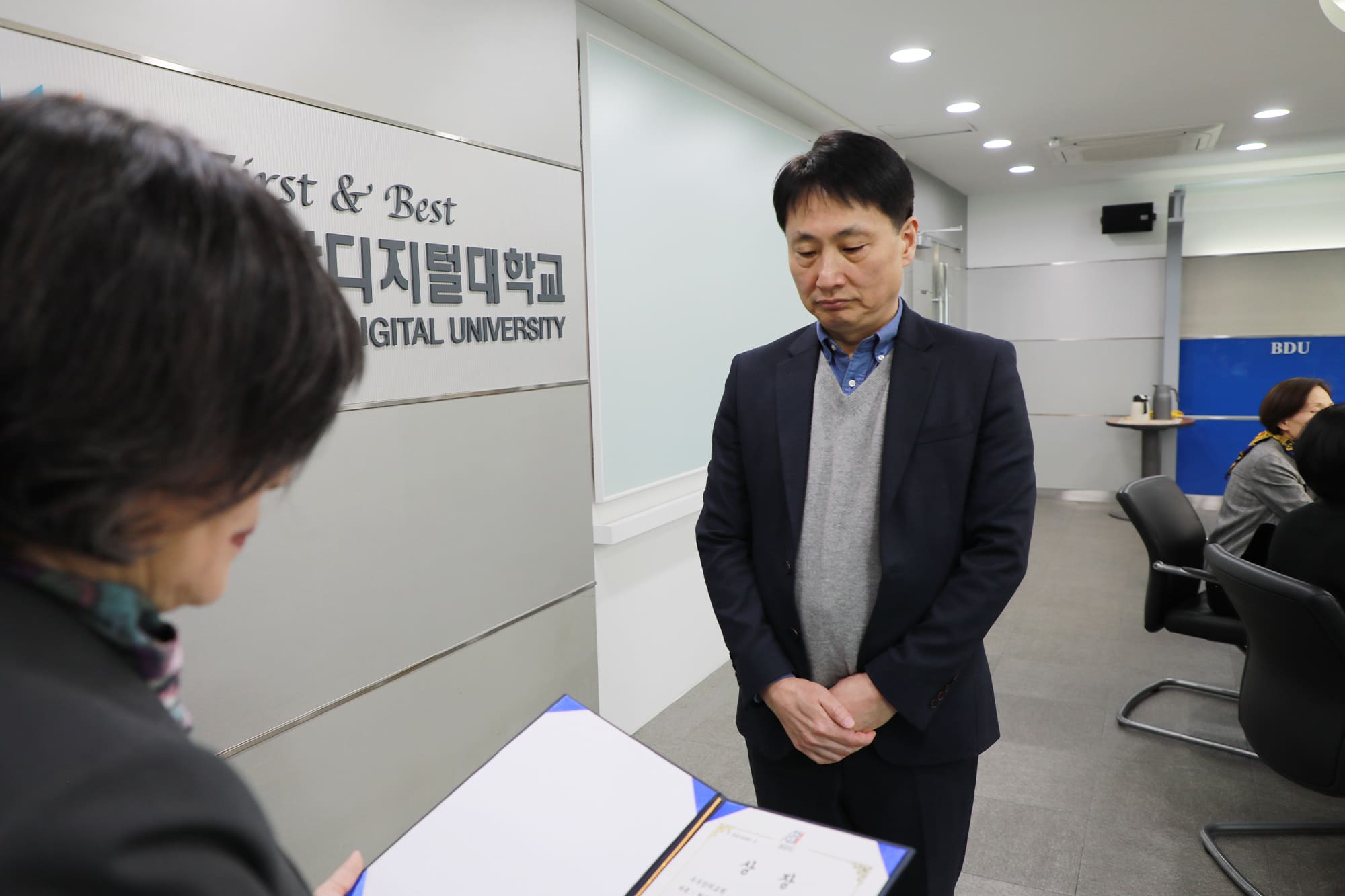 C:\Users\USER\Downloads\iloveimg-compressed (16)